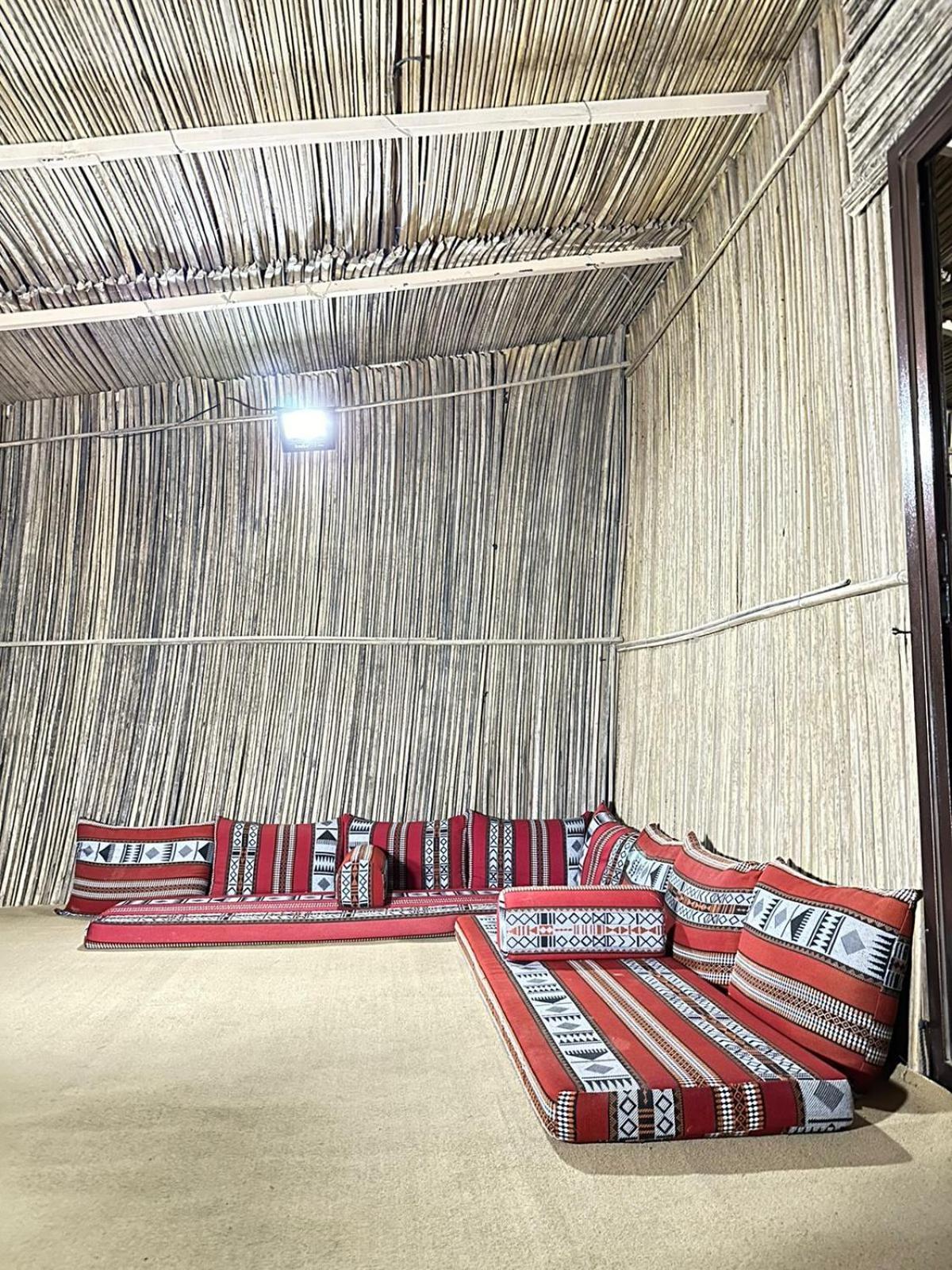 Wahiba Bedouin Rustic Camp Hotel Badīyah Eksteriør billede