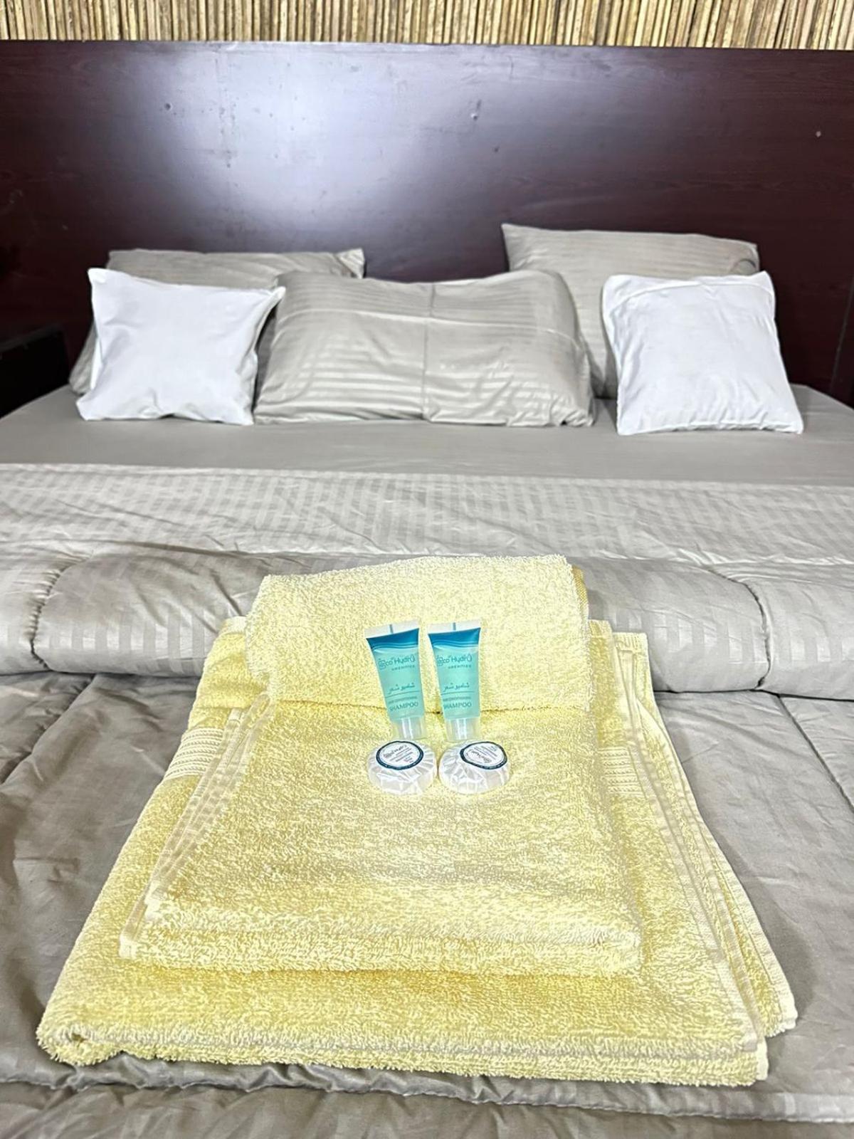 Wahiba Bedouin Rustic Camp Hotel Badīyah Eksteriør billede
