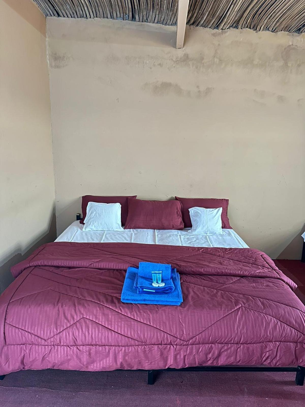 Wahiba Bedouin Rustic Camp Hotel Badīyah Eksteriør billede