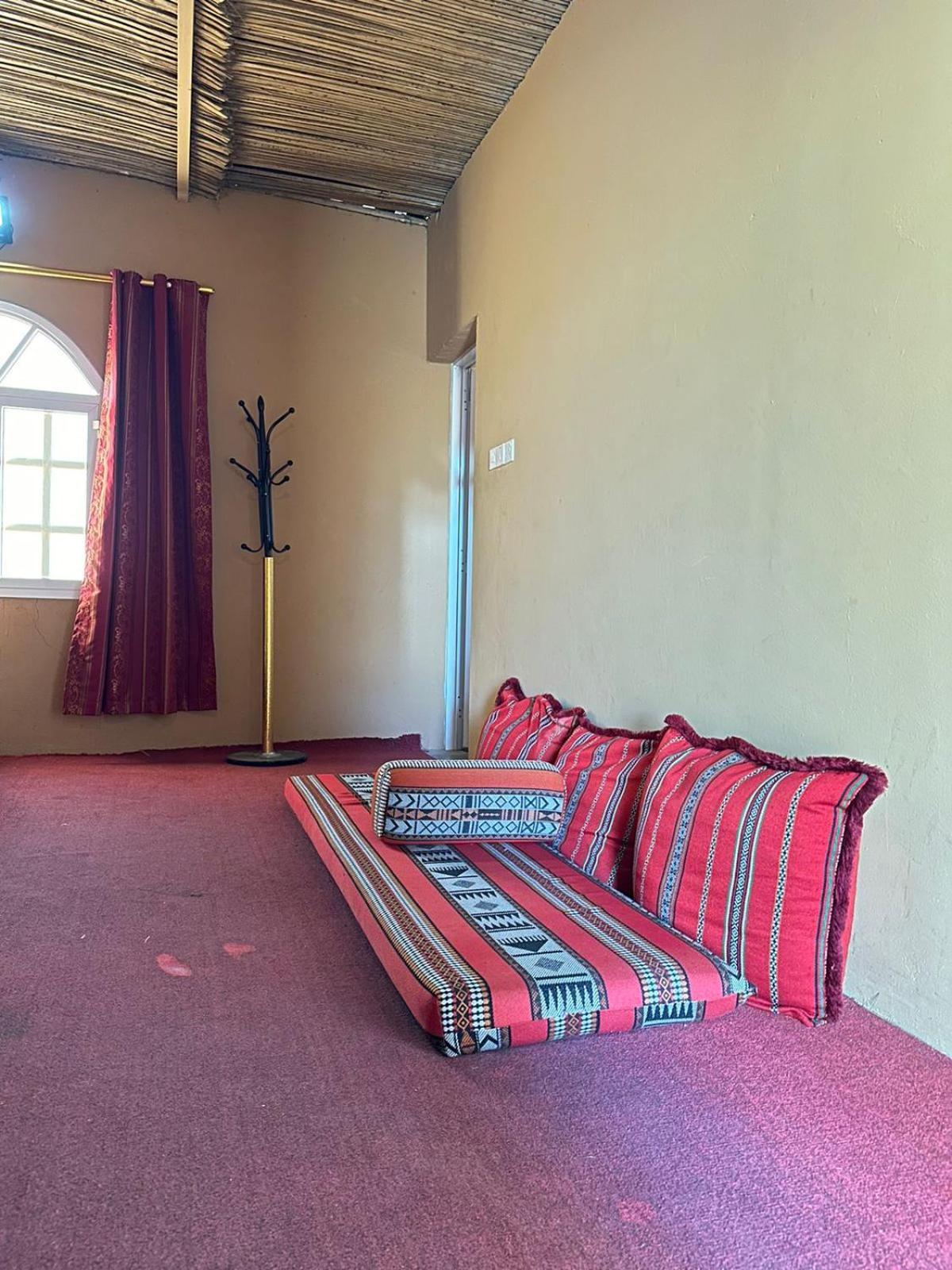 Wahiba Bedouin Rustic Camp Hotel Badīyah Eksteriør billede