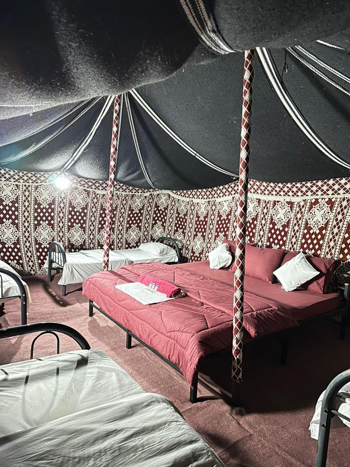 Wahiba Bedouin Rustic Camp Hotel Badīyah Eksteriør billede