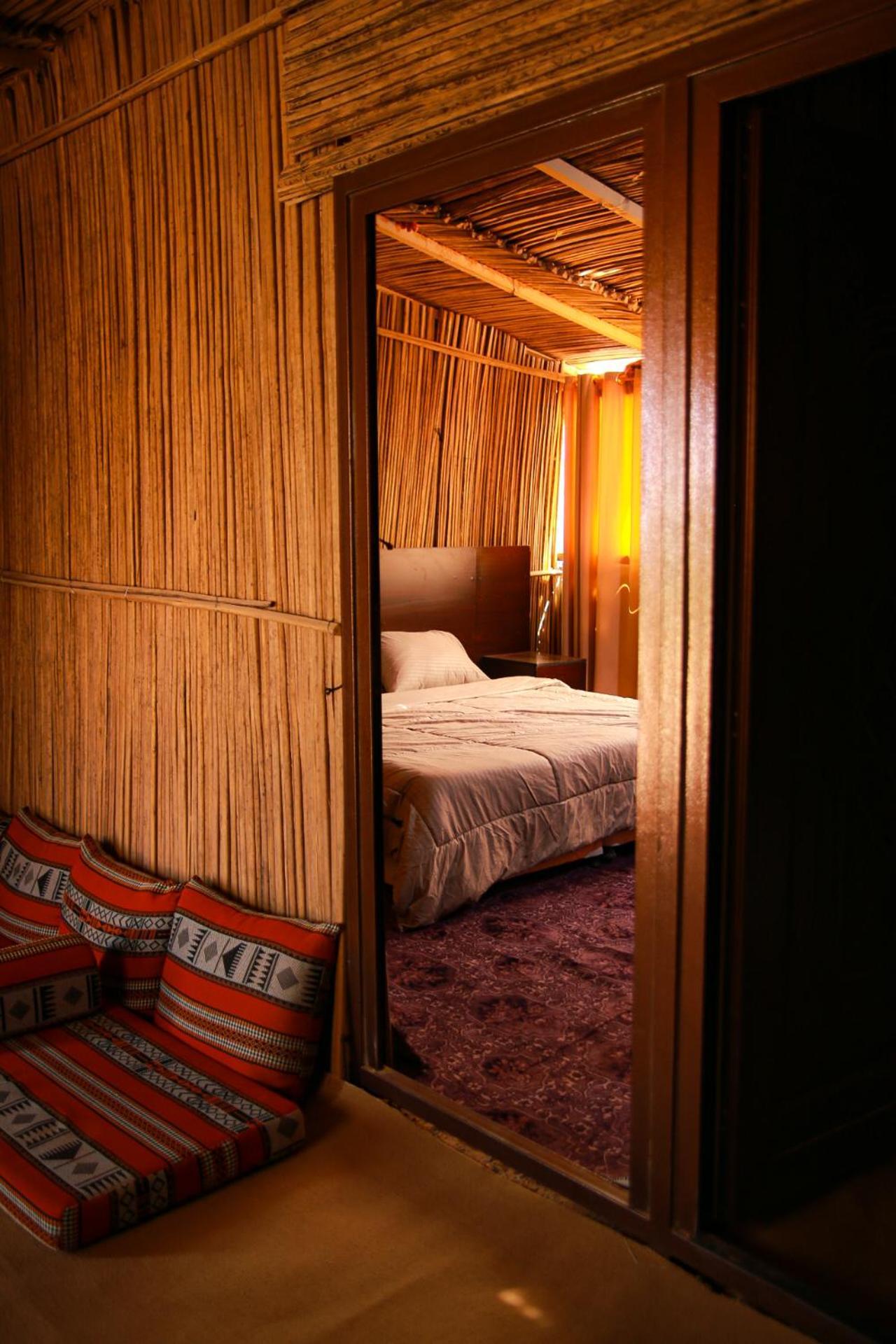 Wahiba Bedouin Rustic Camp Hotel Badīyah Eksteriør billede