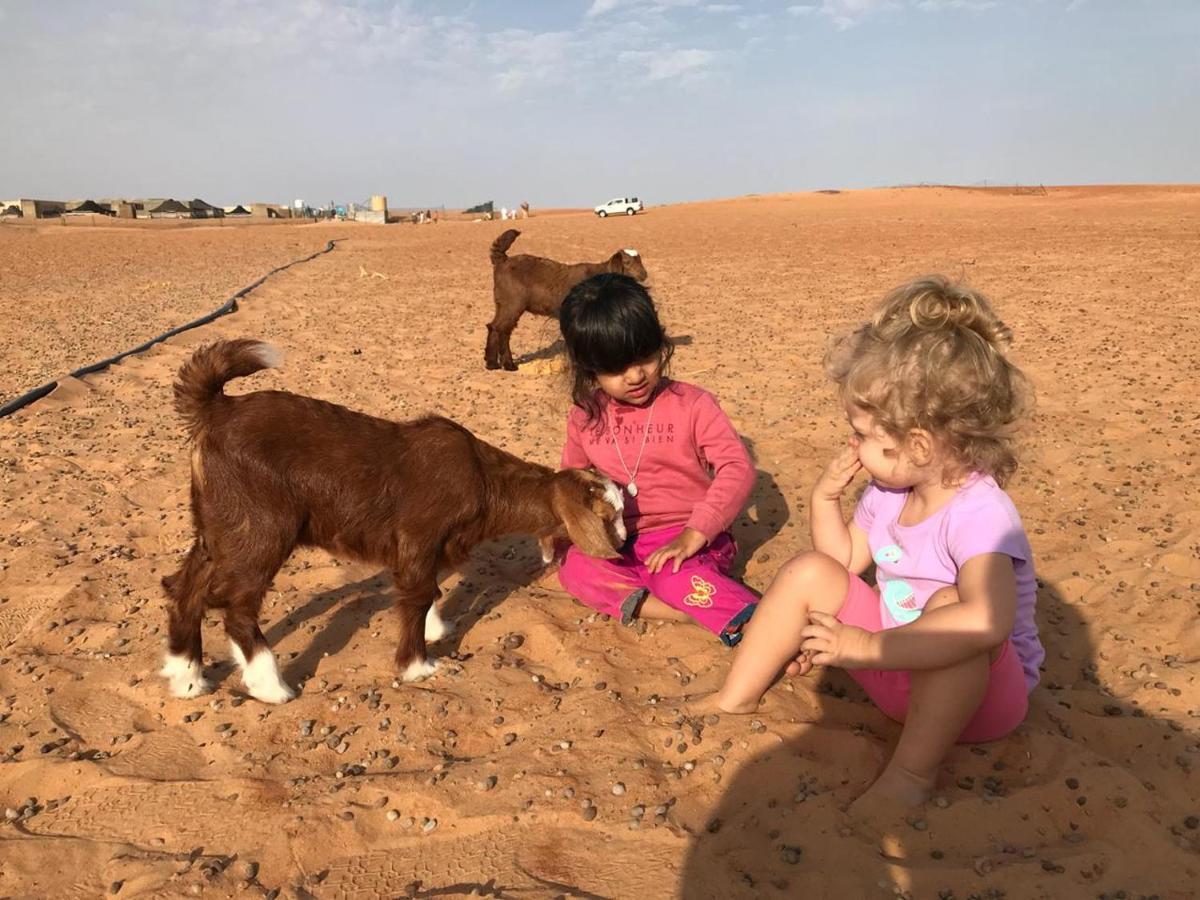 Wahiba Bedouin Rustic Camp Hotel Badīyah Eksteriør billede